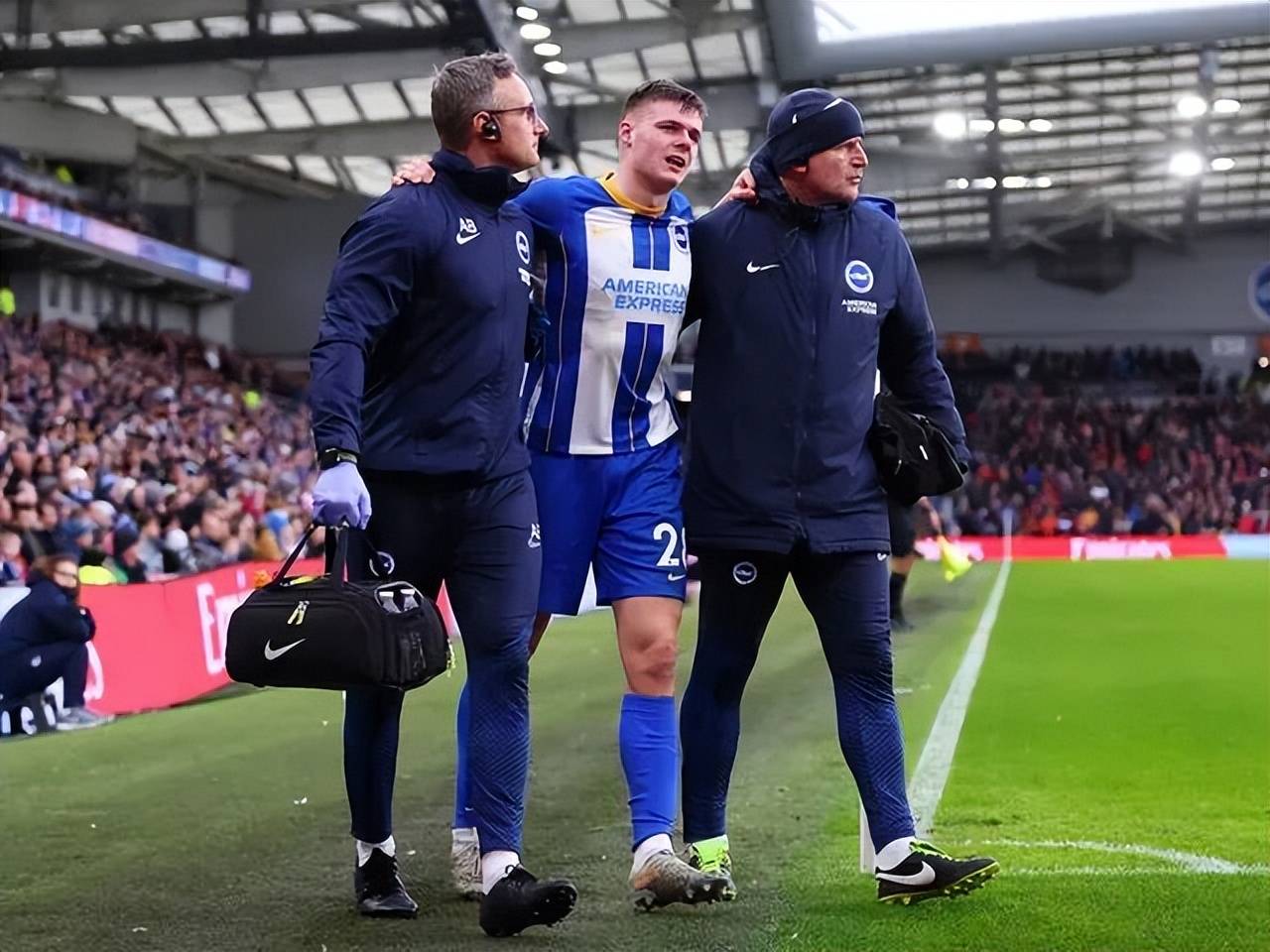 包含布莱顿转会期绝杀压哨；志在意甲名次提升；管理层满意；球队文化再被提及的词条