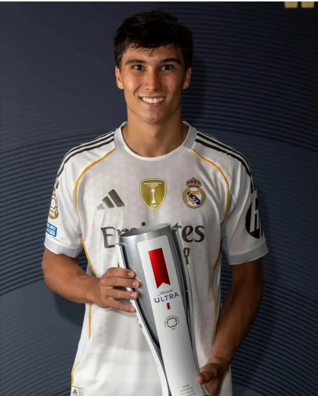  决胜高光内马尔 